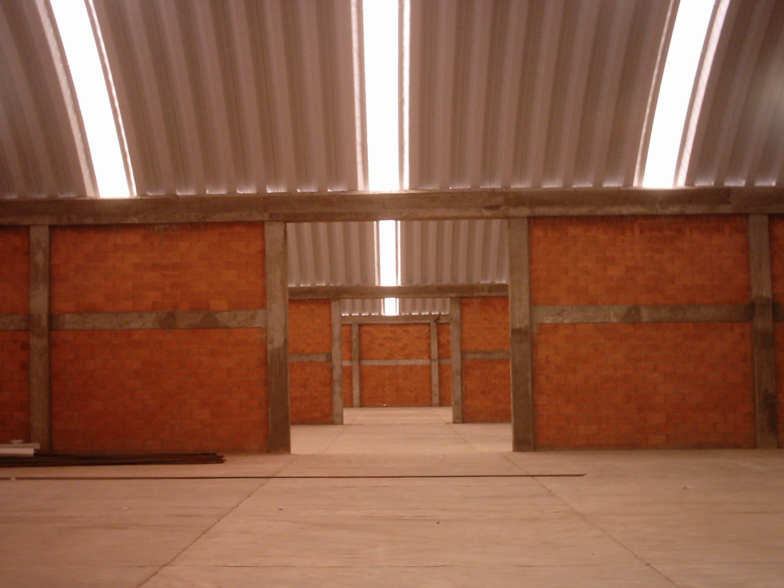 Instalación de techos y estructuras en Querétaro - Proyecto MOBE 1