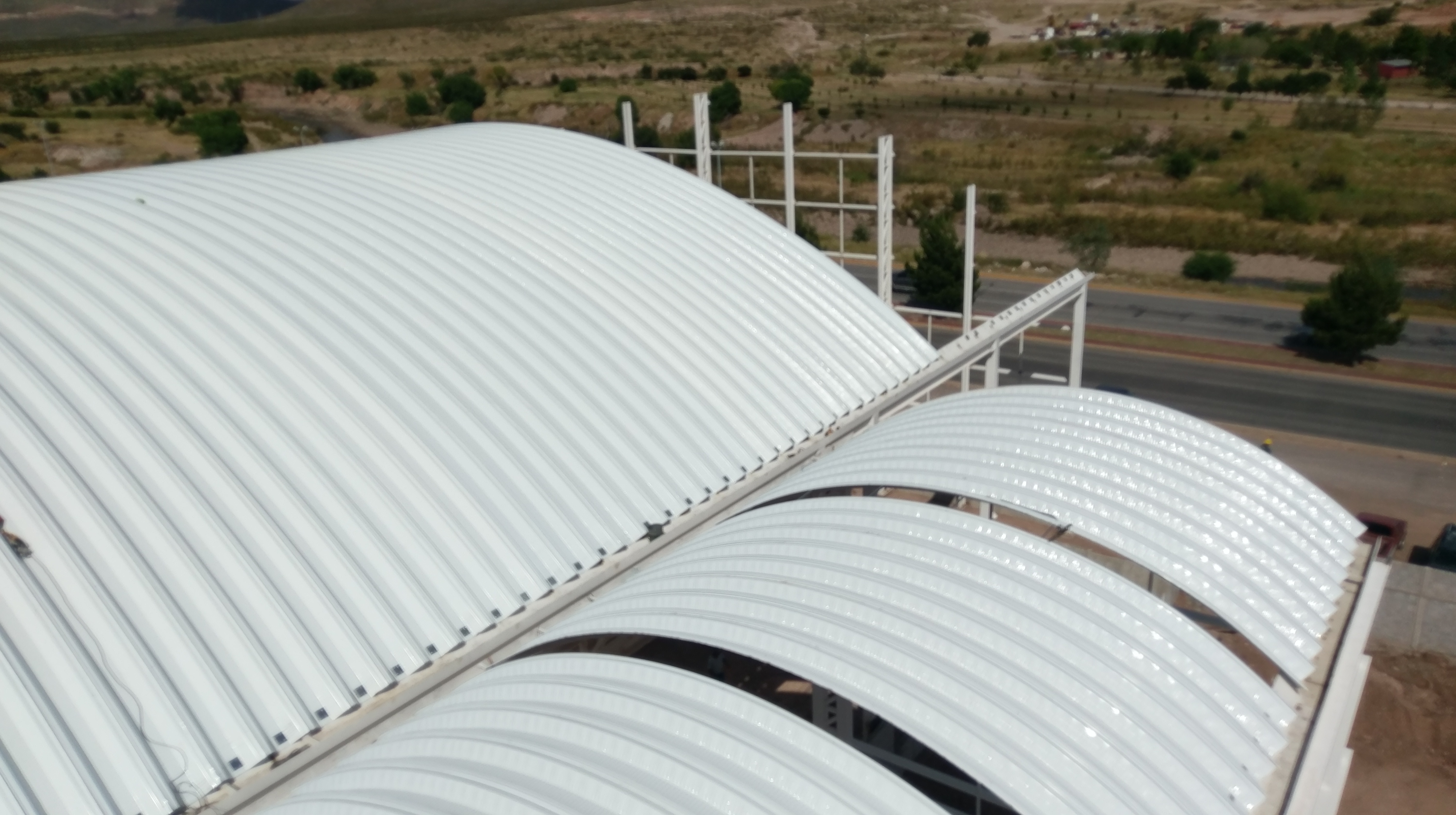 Instalación de techos y estructuras en Querétaro - Proyecto MOBE 21