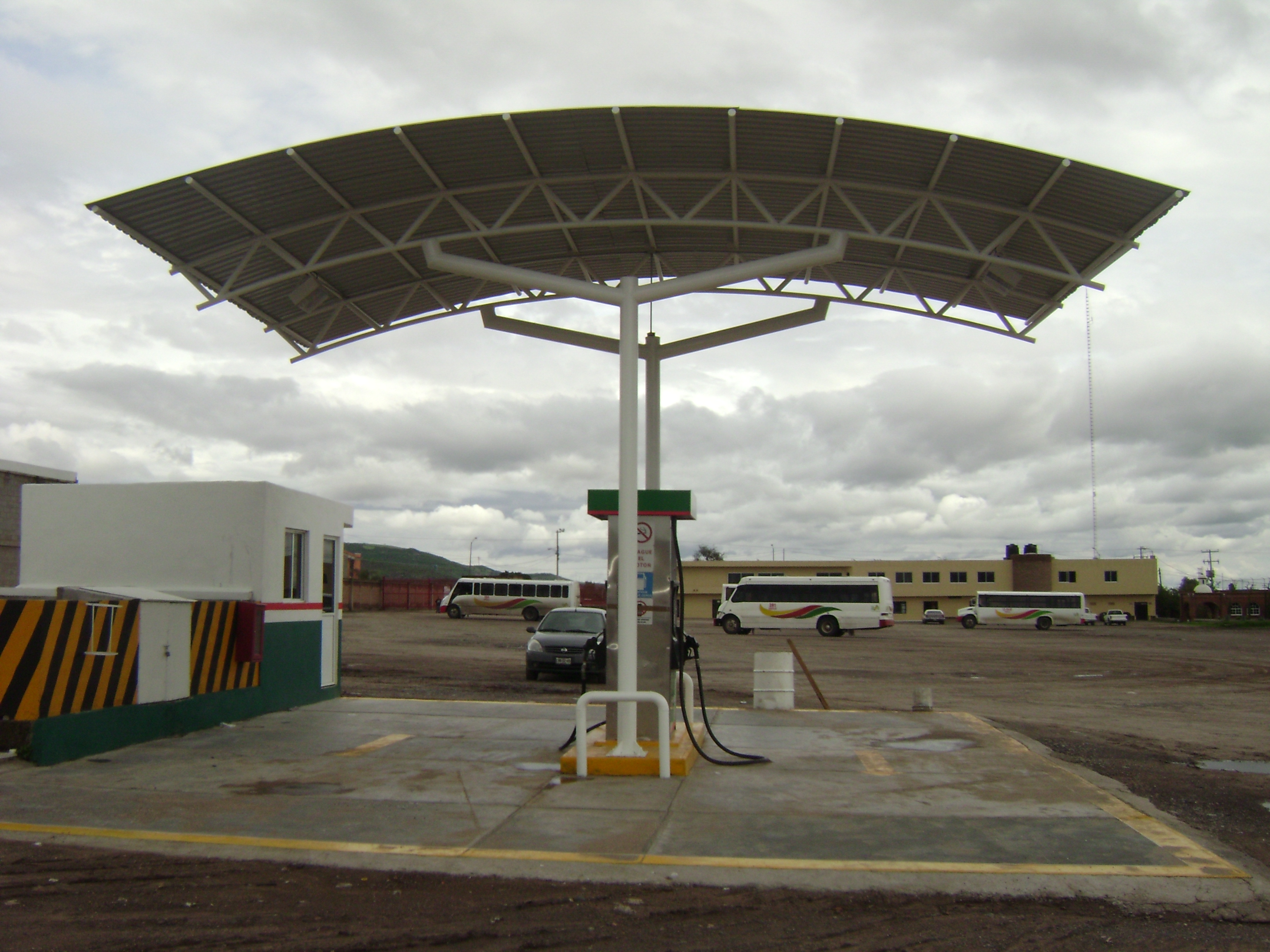 Instalación de techos y estructuras en Querétaro - Proyecto MOBE 27