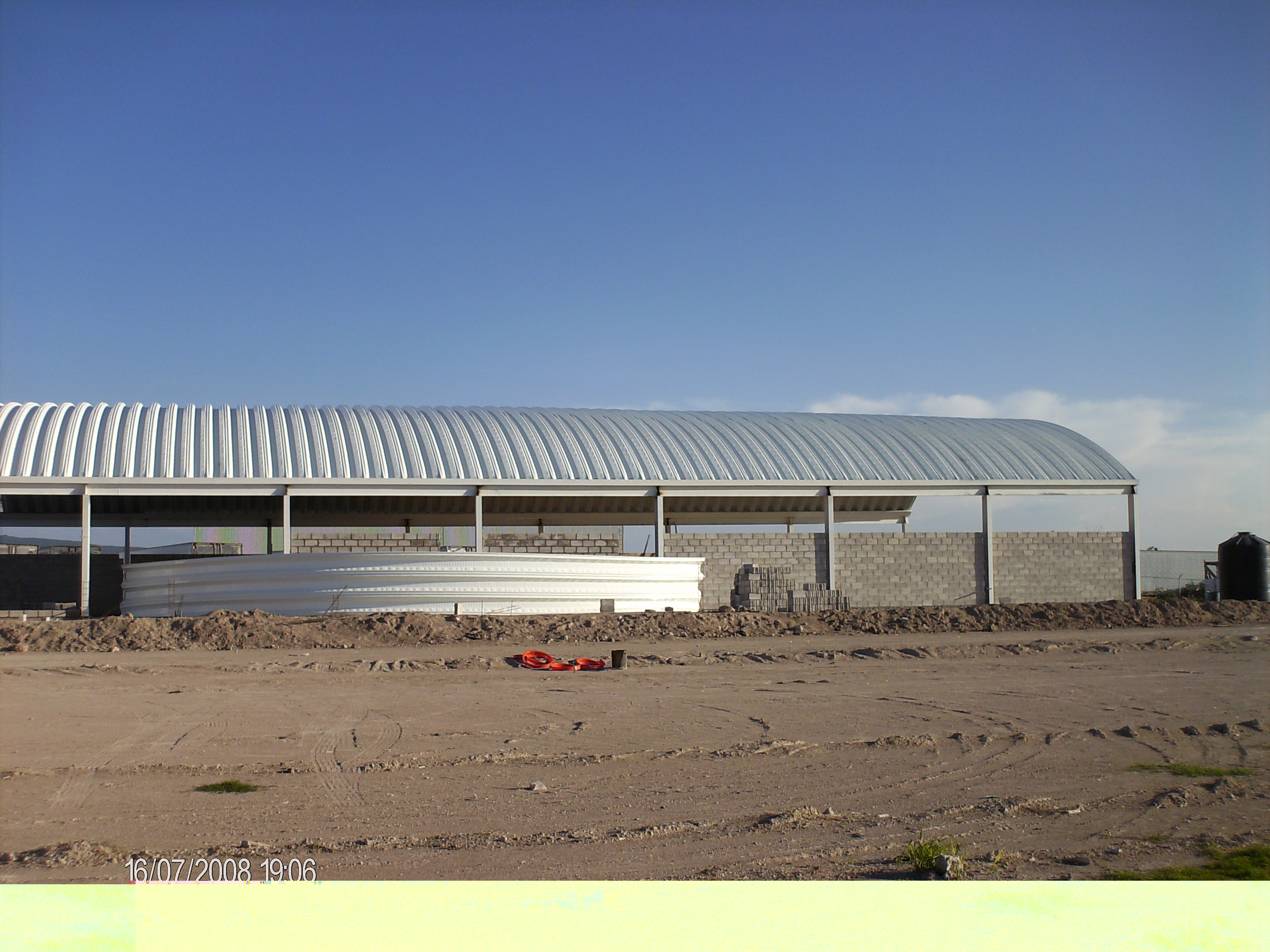 Instalación de techos y estructuras en Querétaro - Proyecto MOBE 40