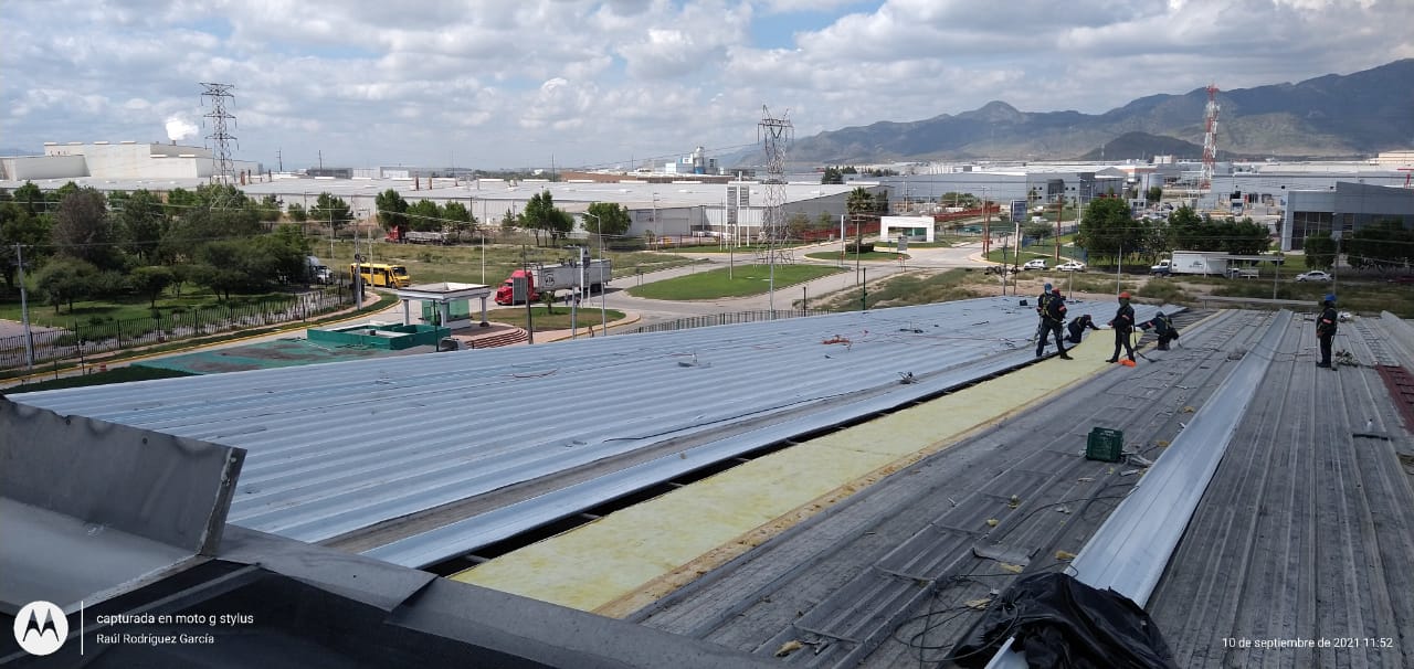Instalación de techos y estructuras en Querétaro - Proyecto MOBE 47