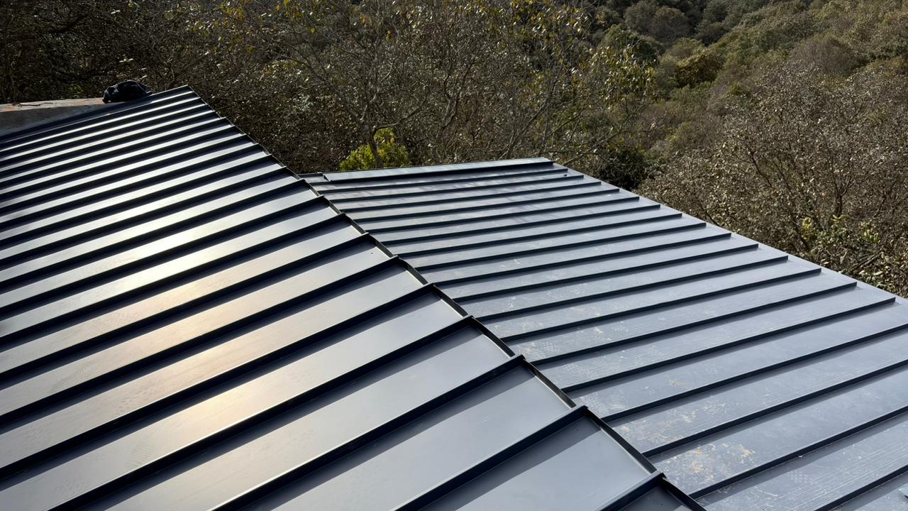 Instalación de techos y estructuras en Querétaro - Proyecto MOBE 53