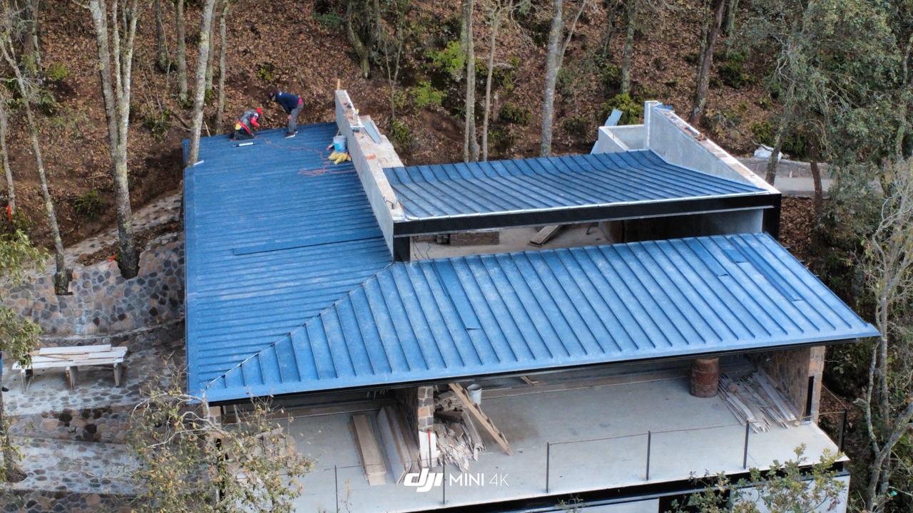 Instalación de techos y estructuras en Querétaro - Proyecto MOBE 54